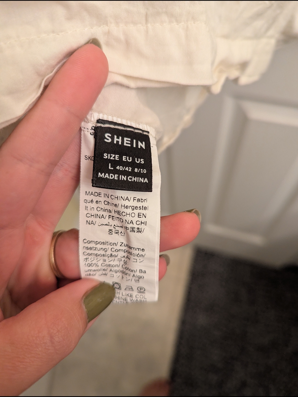 SHEIN Cream V-Neck Flutter Sleeve Blouse - Picture 3 of 3